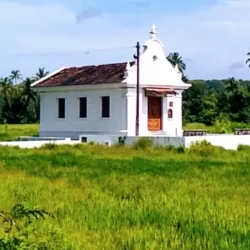 Holy Cross Chapel, Parra